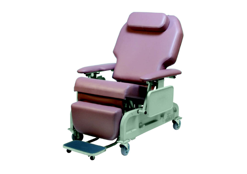 For-Bariatric-Patients-with-heavy-duty welded steel frame and heavy-duty actuators,-this-recliner-can-safely-position-patients-of-up-to-317kg.